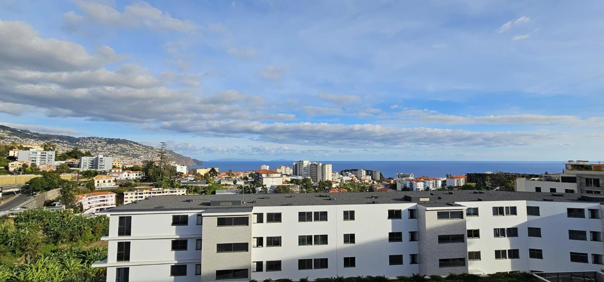 Vista Mar - Ac, Parking And Pool Appartement Funchal  Buitenkant foto